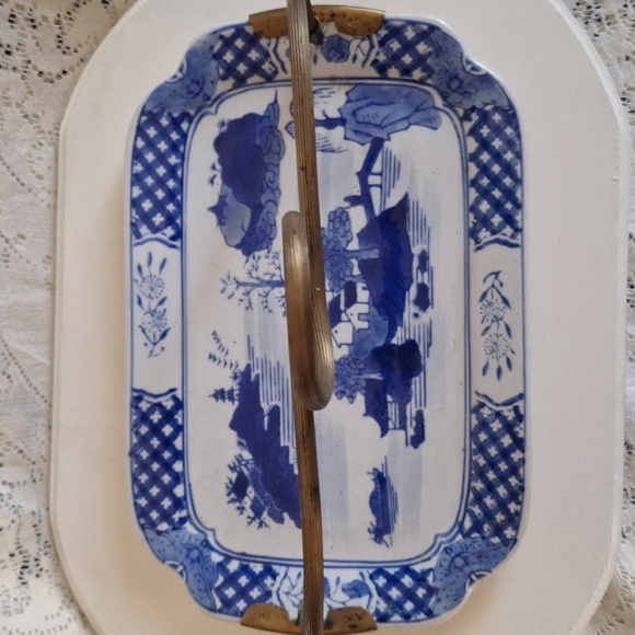 Vintage Blue And White China Server - Picture 2 of 9